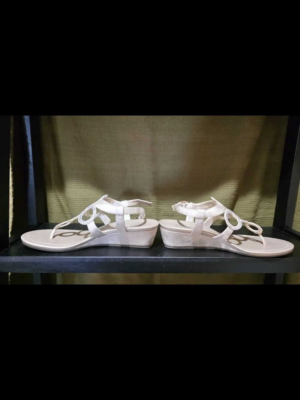 Bandolino Beige Circular Embellished Thong Sandals